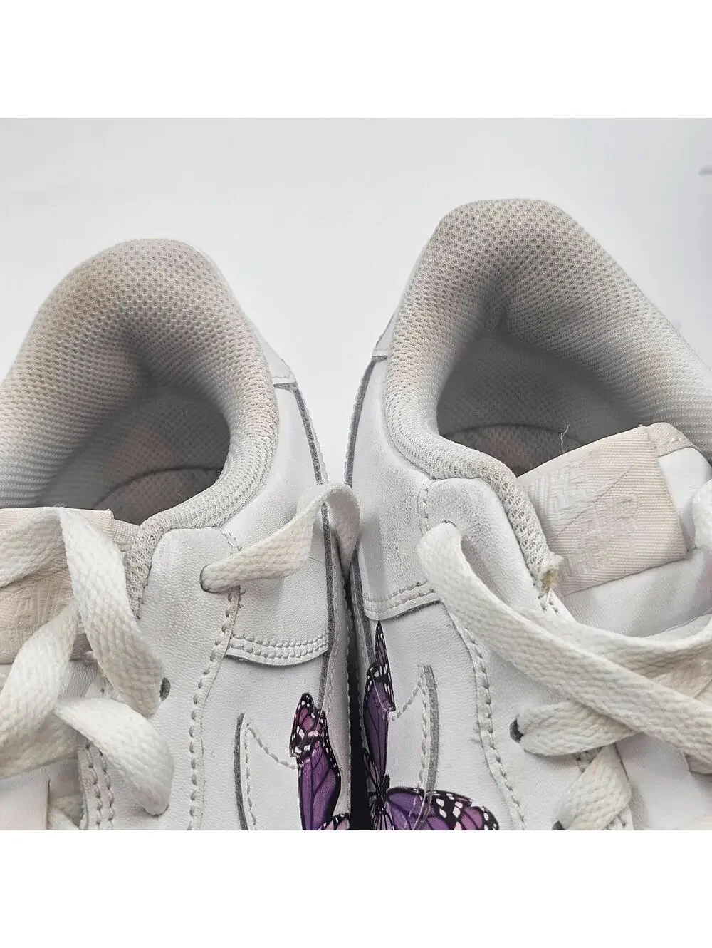 Nike Air Force 1 Women White Custom purple Butterfly Sneakers Youth7/Woman's 8.5 - Picture 6 of 9